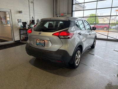 2020 Nissan Kicks S