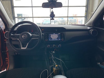 2023 Nissan Kicks SV