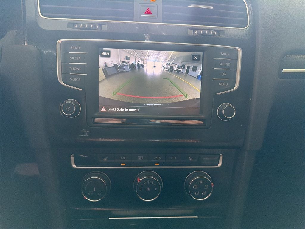 2017 Volkswagen Golf GTI S