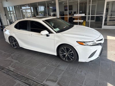 2019 Toyota Camry SE