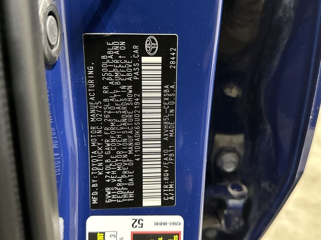 2025 Toyota Camry SE