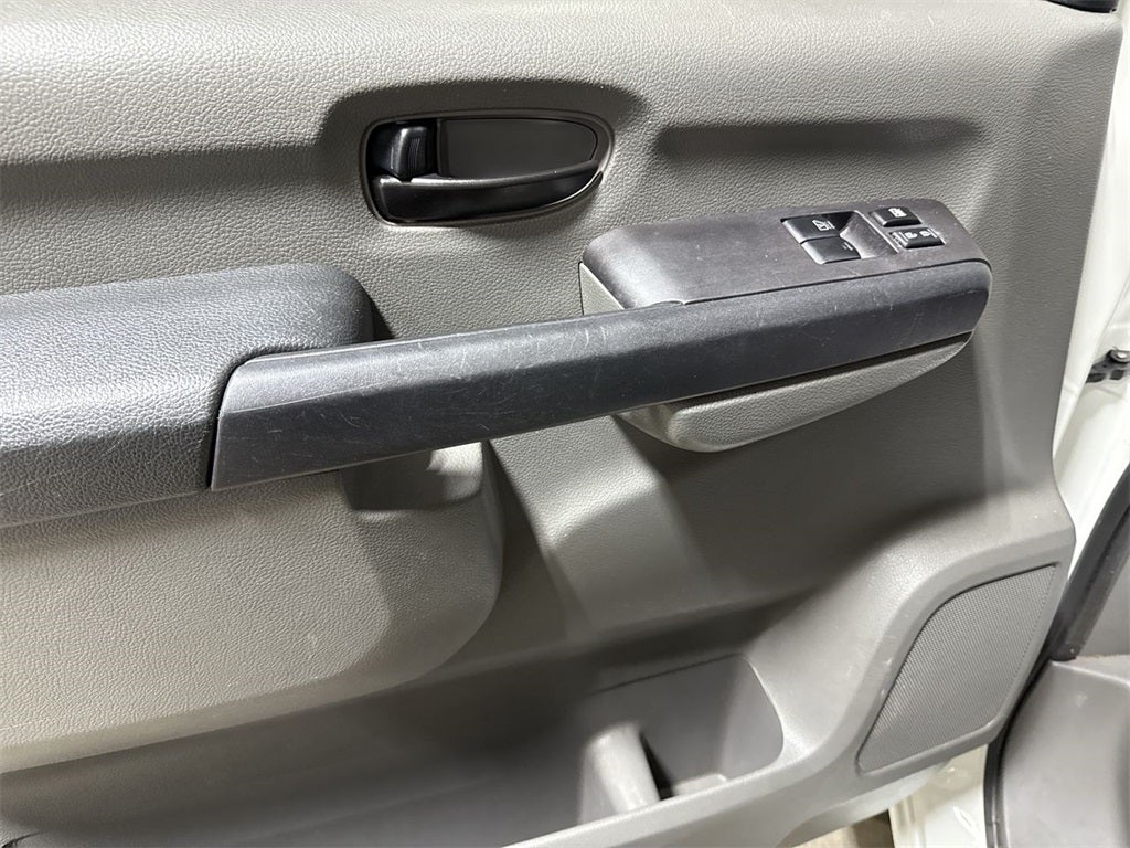 2017 Nissan NV Passenger SL