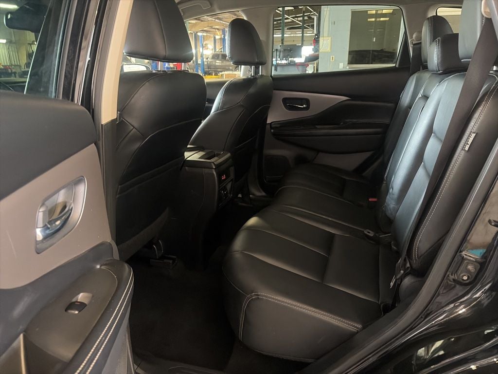 2022 Nissan Murano SV