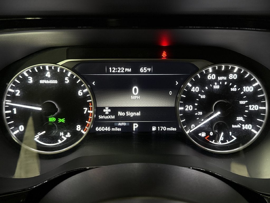 2024 Nissan Pathfinder SV