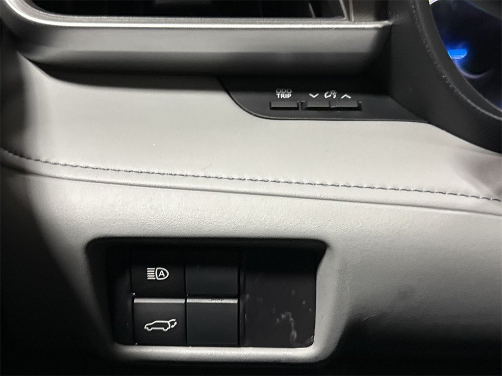 2023 Toyota Highlander Hybrid LE