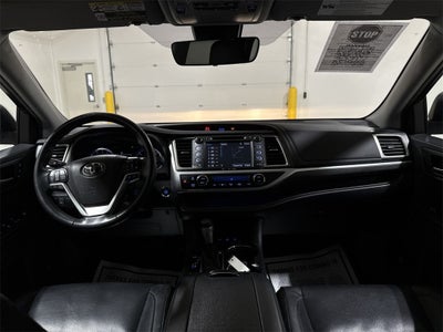 2019 Toyota Highlander Base