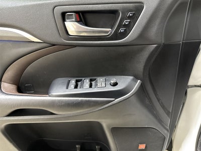 2019 Toyota Highlander Base