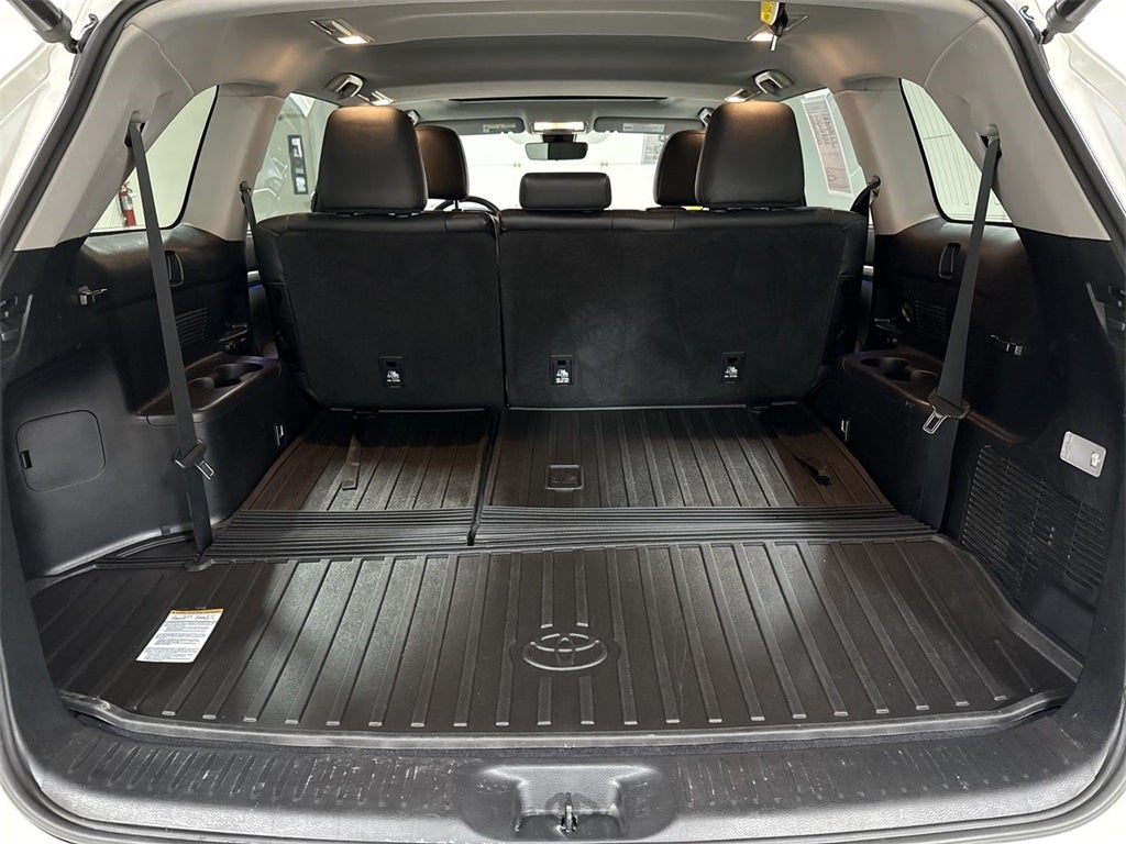 2019 Toyota Highlander Base