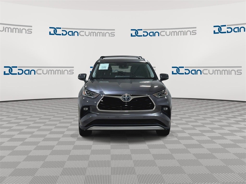 2021 Toyota Highlander Hybrid Platinum