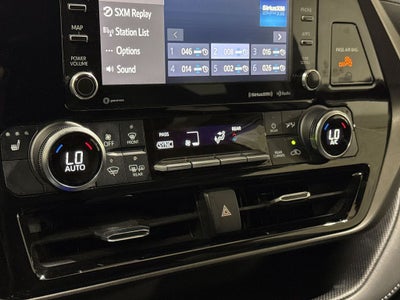 2020 Toyota Highlander Hybrid XLE