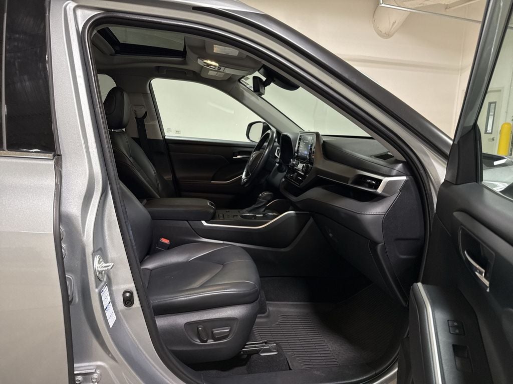 2020 Toyota Highlander Hybrid XLE