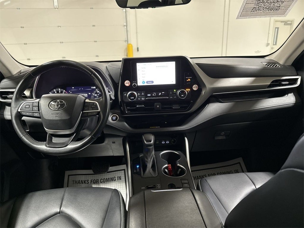 2024 Toyota Highlander LE