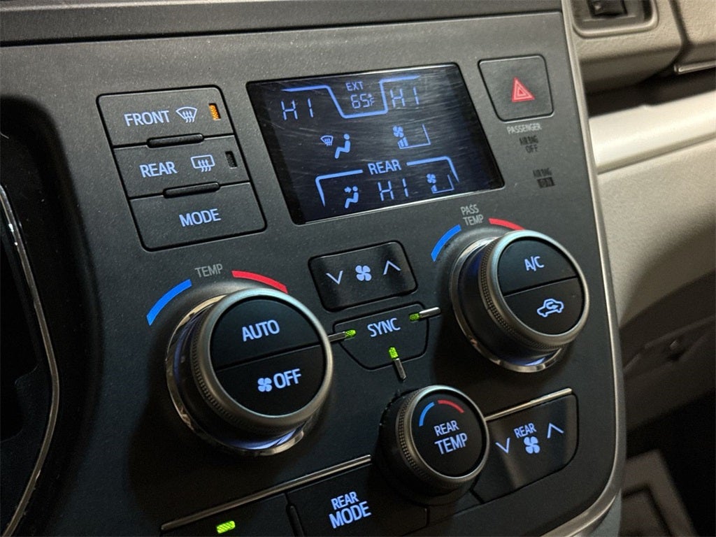 2016 Toyota Sienna L