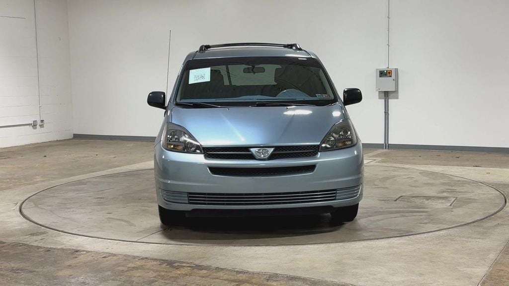 2005 Toyota Sienna LE