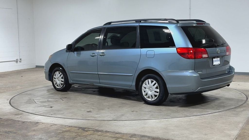 2005 Toyota Sienna LE