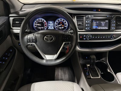 2015 Toyota Highlander LE