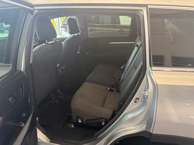 2018 Toyota Highlander LE