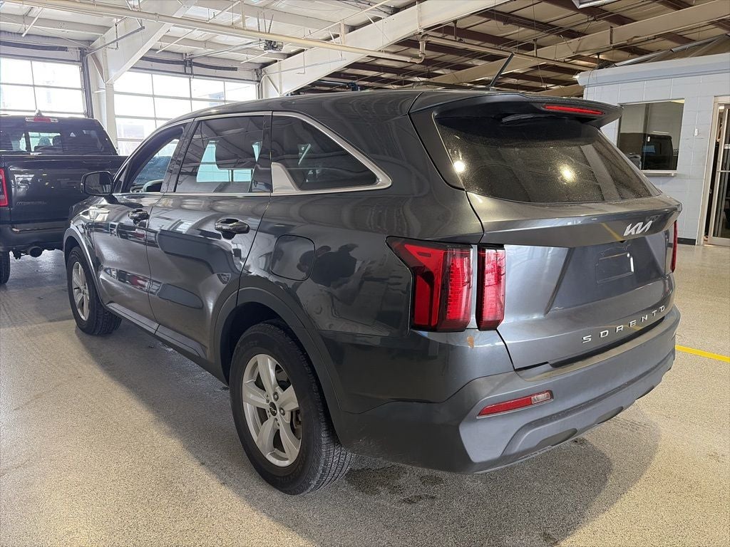 2022 Kia Sorento LX