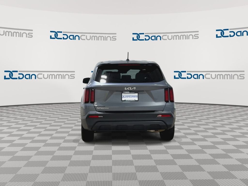 2023 Kia Sorento LX