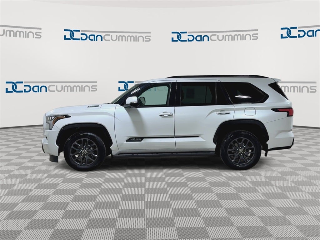 2023 Toyota Sequoia SR5