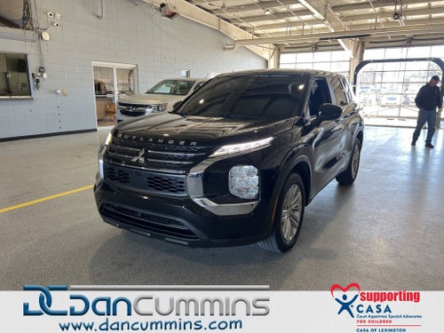 2022 Mitsubishi Outlander ES