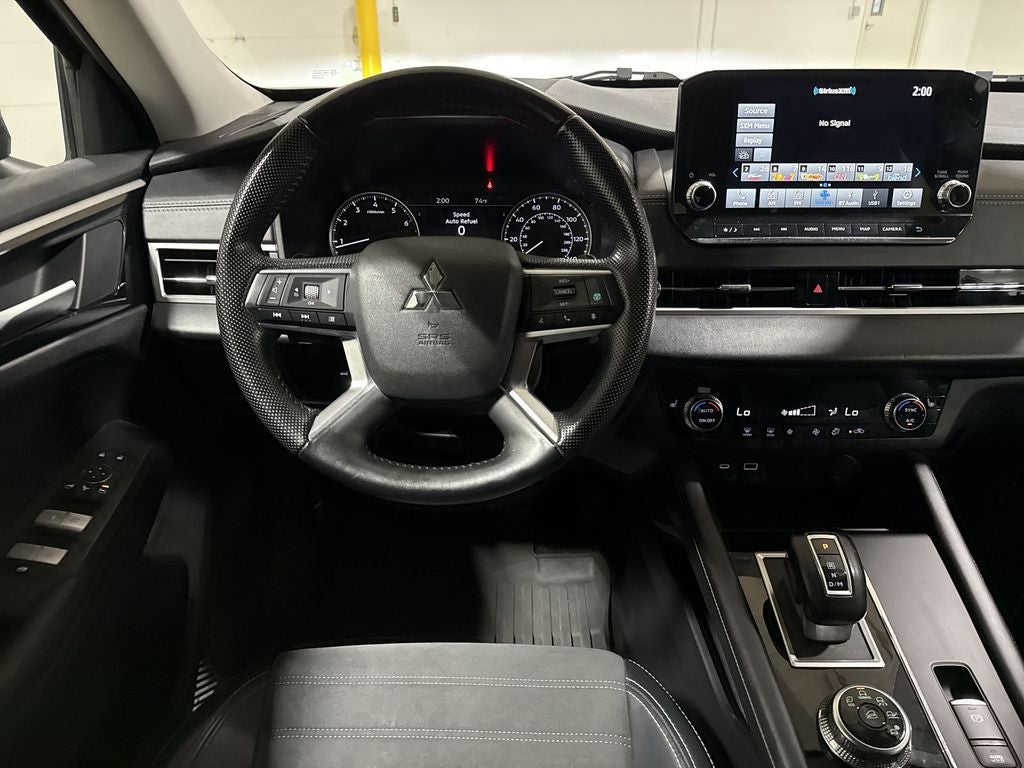 2024 Mitsubishi Outlander SE