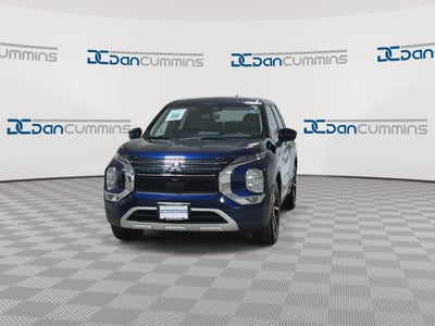 2024 Mitsubishi Outlander SE
