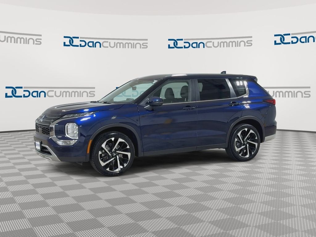 2024 Mitsubishi Outlander SE