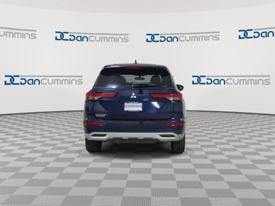 2024 Mitsubishi Outlander SE