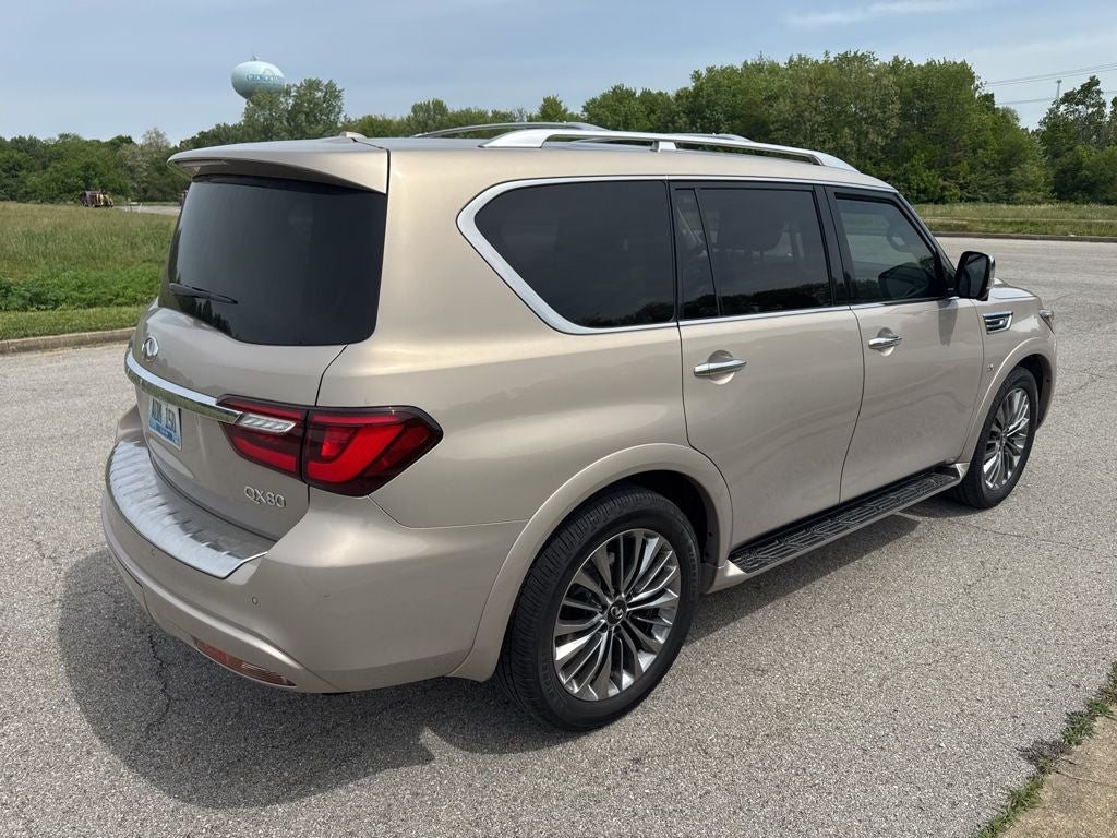 2019 INFINITI QX80 LUXE
