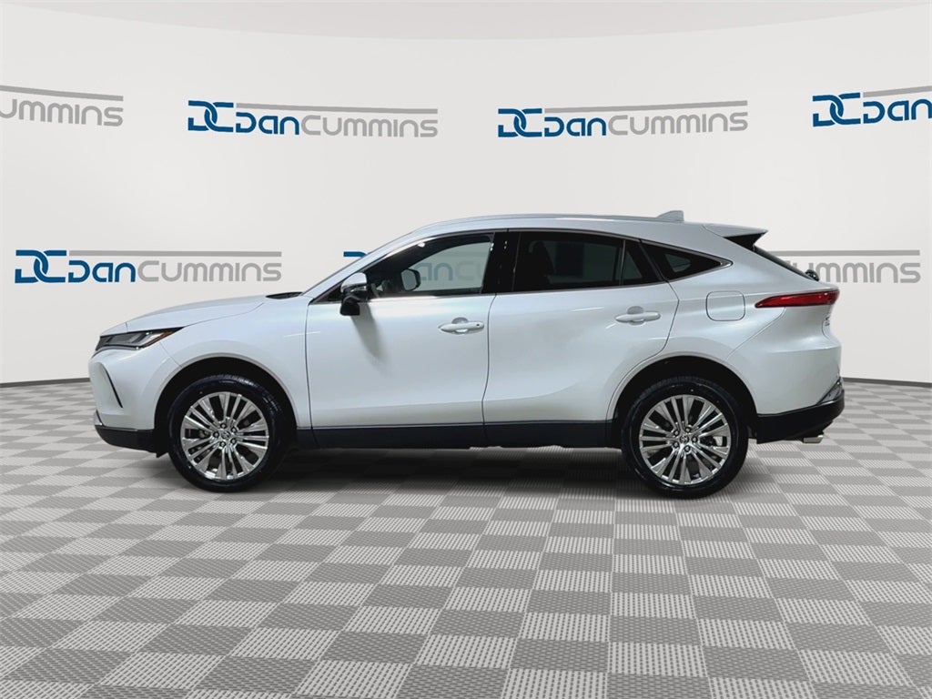 2024 Toyota Venza XLE