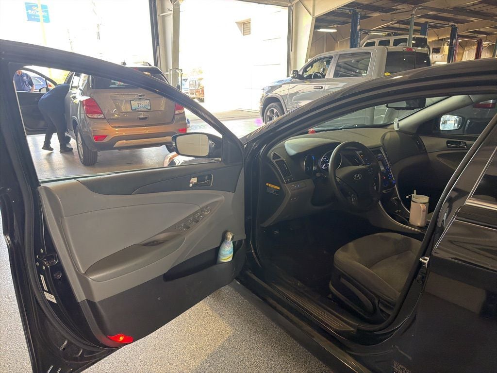 2015 Hyundai Sonata Hybrid Base