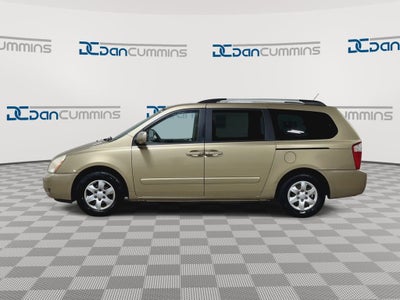 2010 Kia Sedona LX