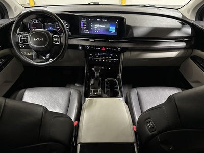 2022 Kia Carnival SX