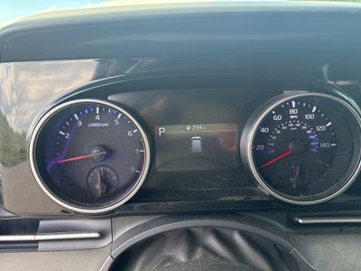 2022 Kia Carnival SX