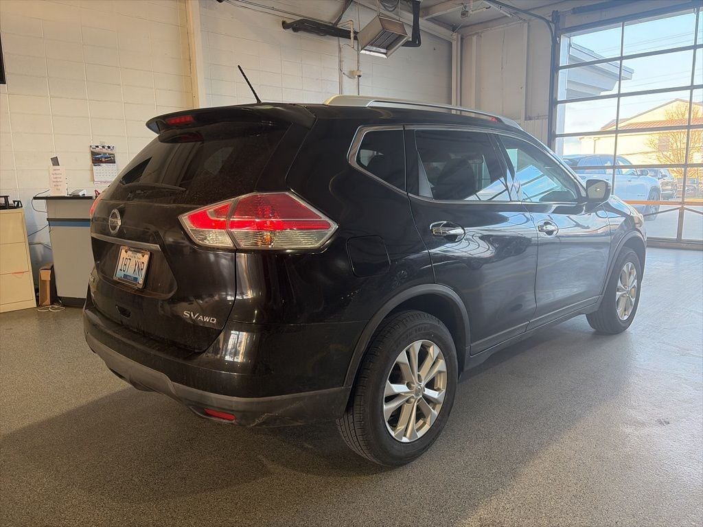 2016 Nissan Rogue SV