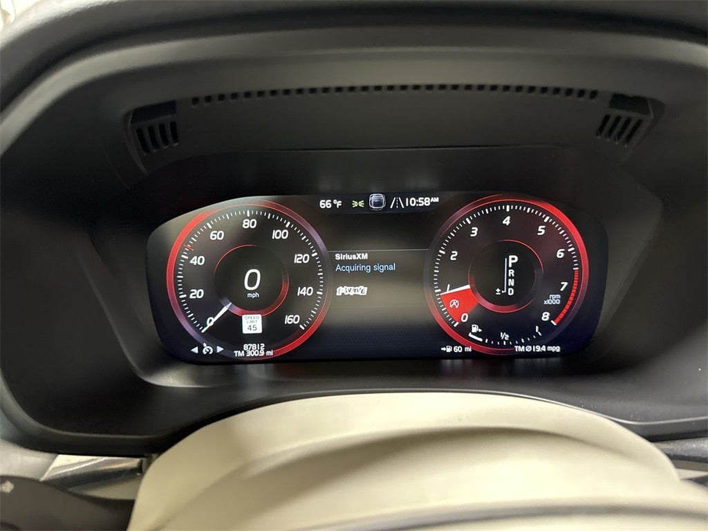 2020 Volvo XC60 T5 Momentum