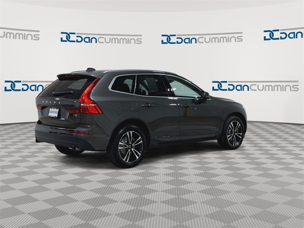 2020 Volvo XC60 T5 Momentum