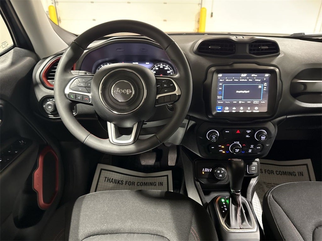 2023 Jeep Renegade Trailhawk