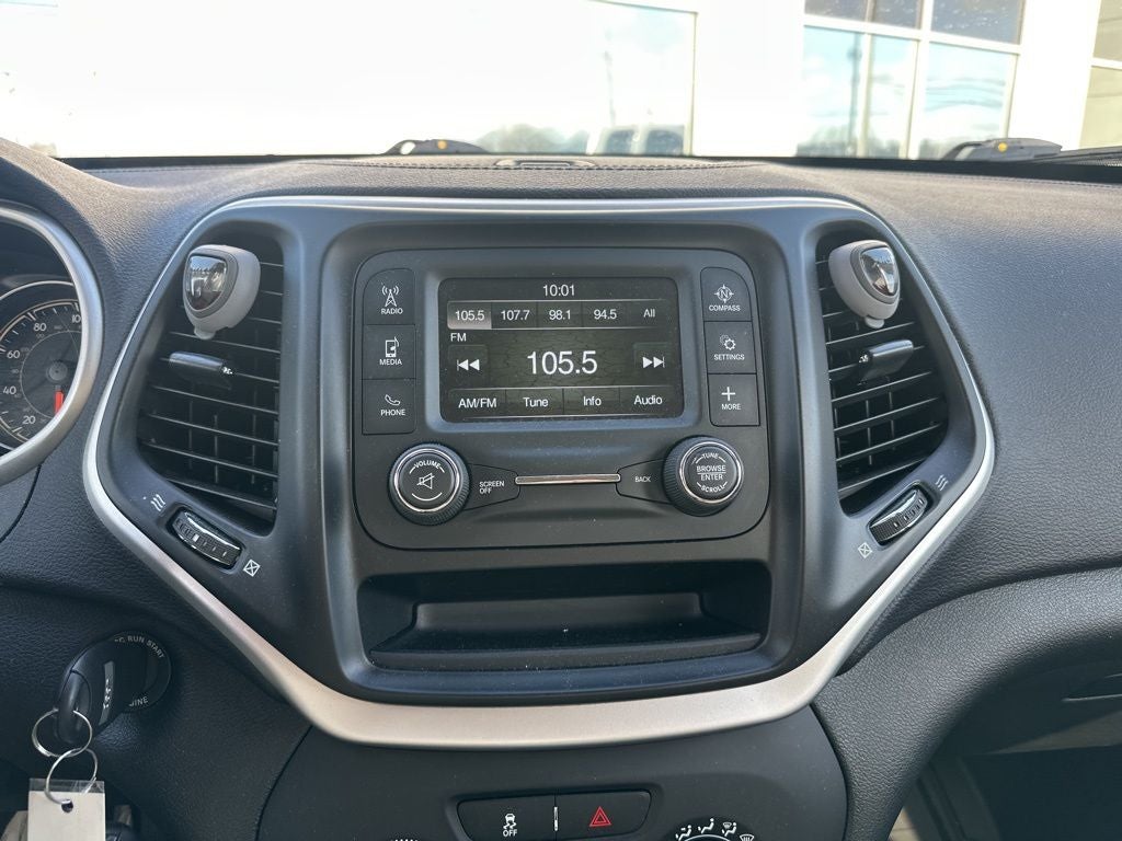 2016 Jeep Cherokee Sport