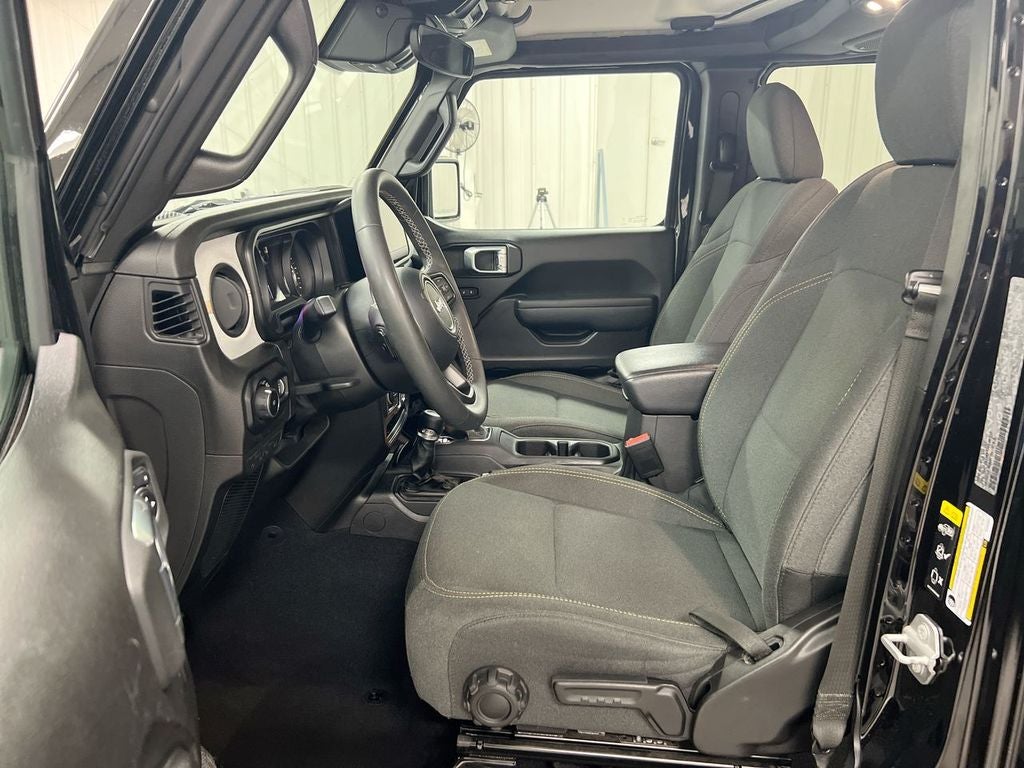 2025 Jeep Wrangler Sport S