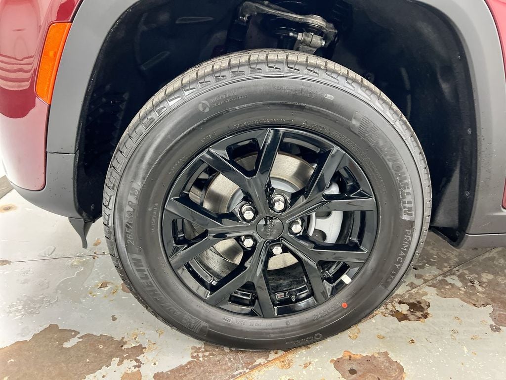 2026 Jeep Grand Cherokee Laredo