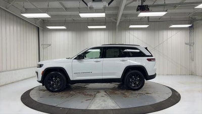2026 Jeep Grand Cherokee Altitude