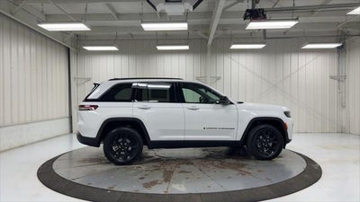 2026 Jeep Grand Cherokee Altitude