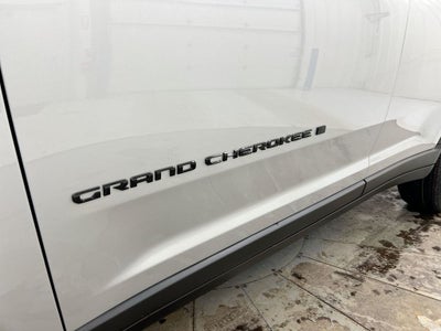 2026 Jeep Grand Cherokee Laredo