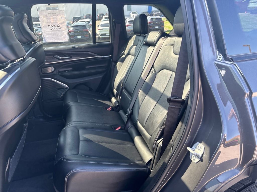 2022 Jeep Grand Cherokee Overland
