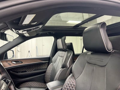 2023 Jeep Grand Cherokee Summit