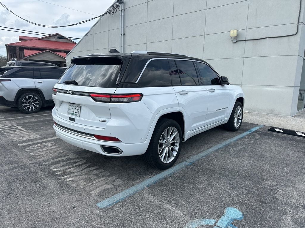 2023 Jeep Grand Cherokee Summit