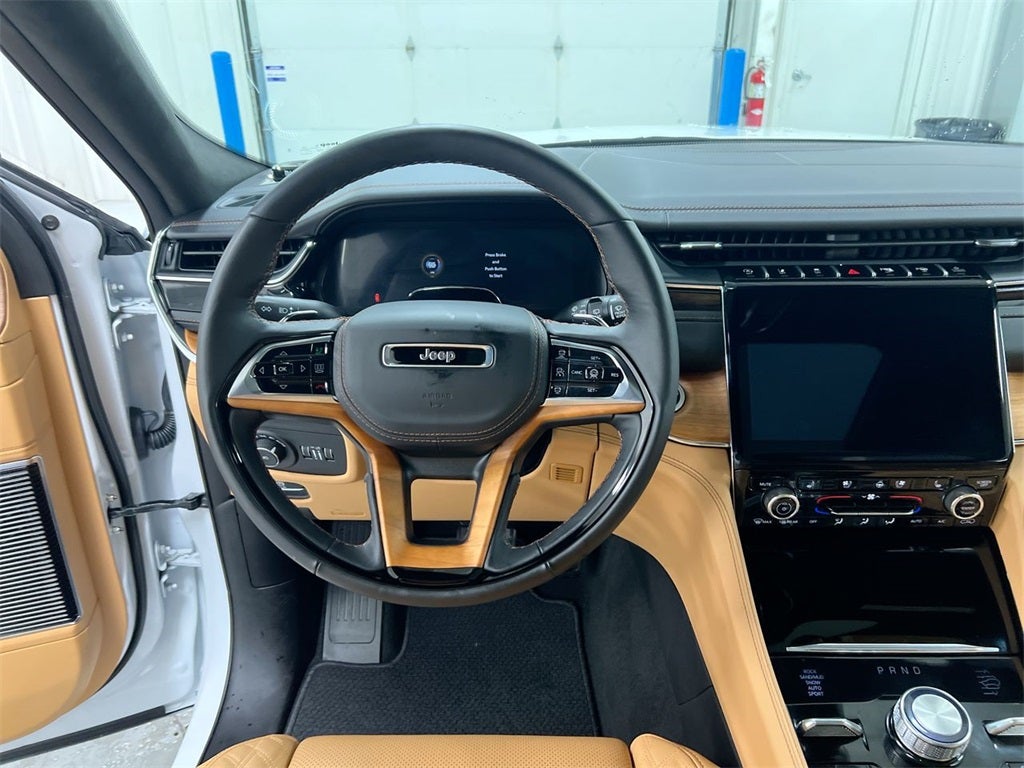 2025 Jeep Grand Cherokee Summit