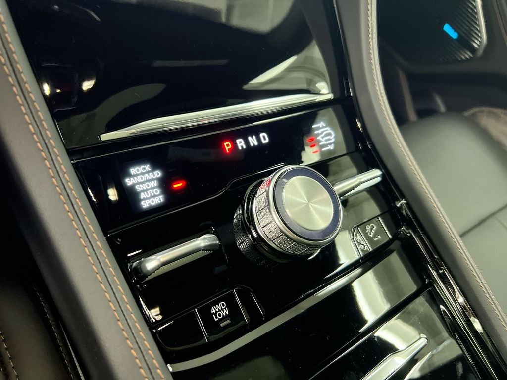 2026 Jeep Grand Cherokee Summit